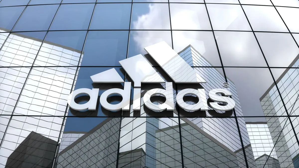 Після хвилі обурень через “запозичення” дизайну, Adidas приніс вибачення маленькому мексиканському містечку