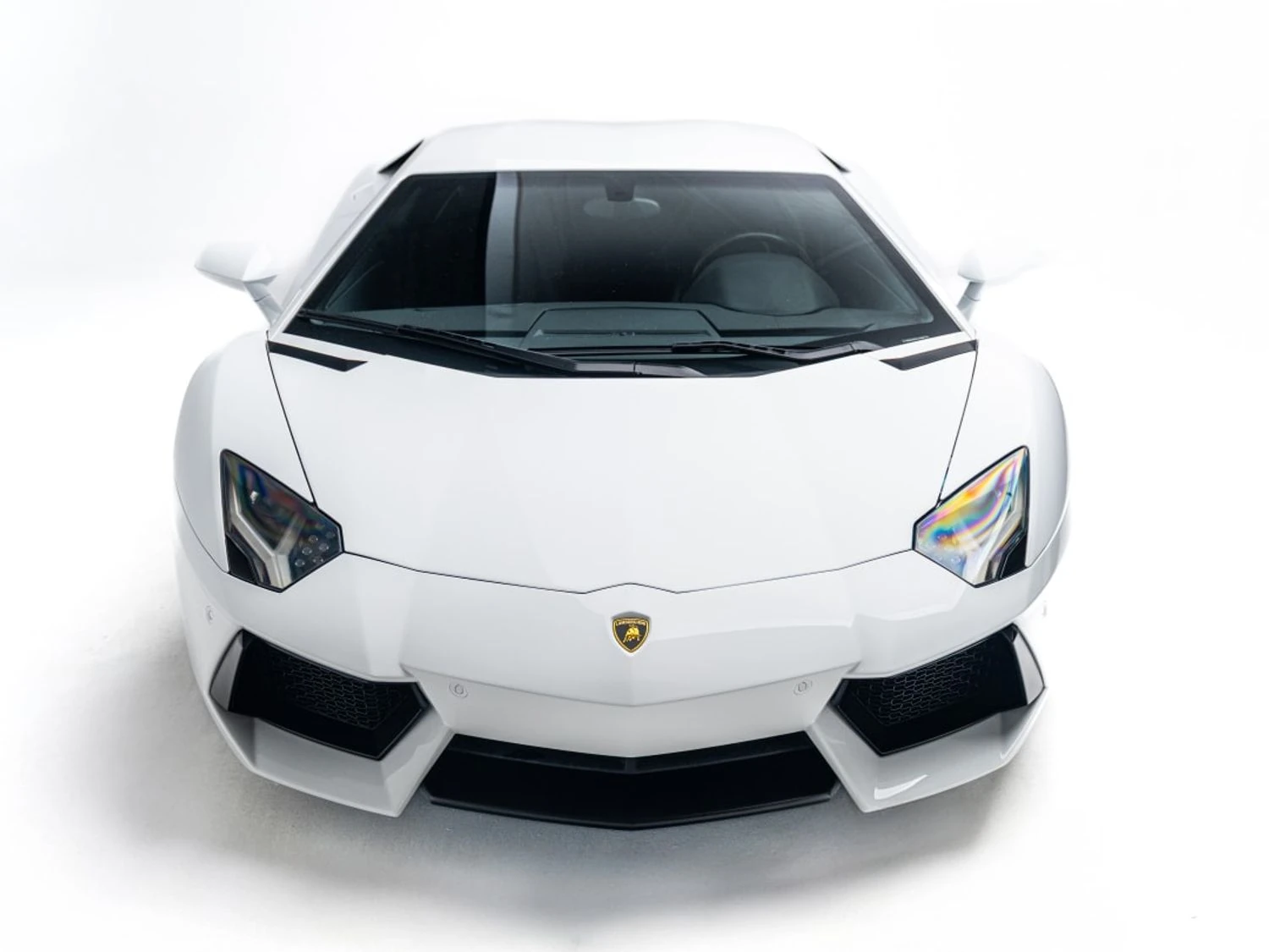 Lamborghini передає у дар перший Aventador у США: легенда суперкарів знайшла новий дім у музеї