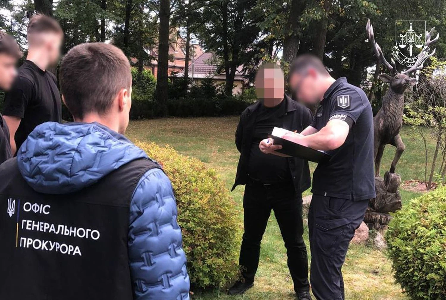 Начальник Сарненського лісництва “Лісів України” викритий на отриманні понад 3 млн грн хабаря за сприяння у лісозаготівлях